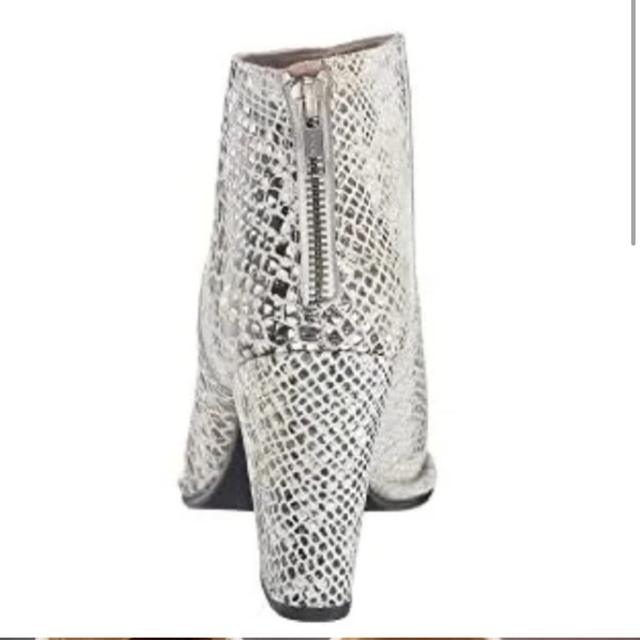 Women’s DIBA TRUE Pay Phone Snakeskin leather booties- Size 9.5 - Picture 2 of 12
